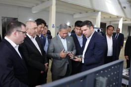 Kambocanın Baş naziri Müdafiə Sənayesi Nazirliyinin müəssisələrini ziyarət edib - FOTO 