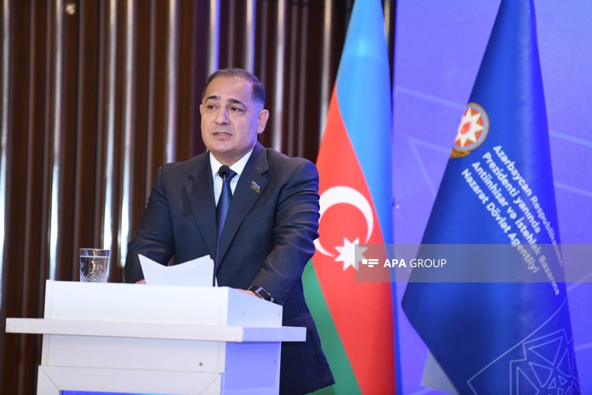 Milli Məclisin İqtisadi siyasət, sənaye və sahibkarlıq komitəsinin sədri Azər Əmiraslanov
