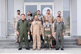 Azərbaycan-BƏƏ hərbçilərinin təlimində təyyarə və helikopterlərin uçuşu olub - VİDEO 