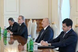 Azərbaycan Prezidenti Bəhreynin xarici işlər nazirini qəbul edib