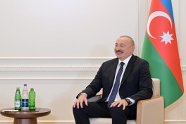 Prezident İlham Əliyev Özbəkistan Prezidenti ilə görüşüb - YENİLƏNİB 