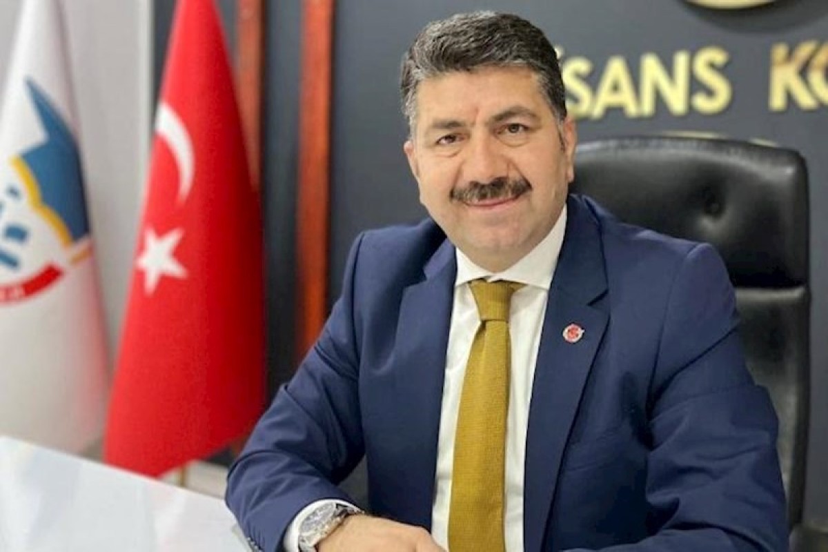 Haqqında cinayət işi açılan türkiyəli köşə yazarı Azərbaycandan üzr istədi: Sözlərimlə inciklik yaratdığım üçün peşmanam