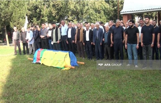 "Nənələr" folklor qrupu üzvünün Ukraynada müharibədə öldürülən oğlu Lənkəranda dəfn edilib - FOTO 