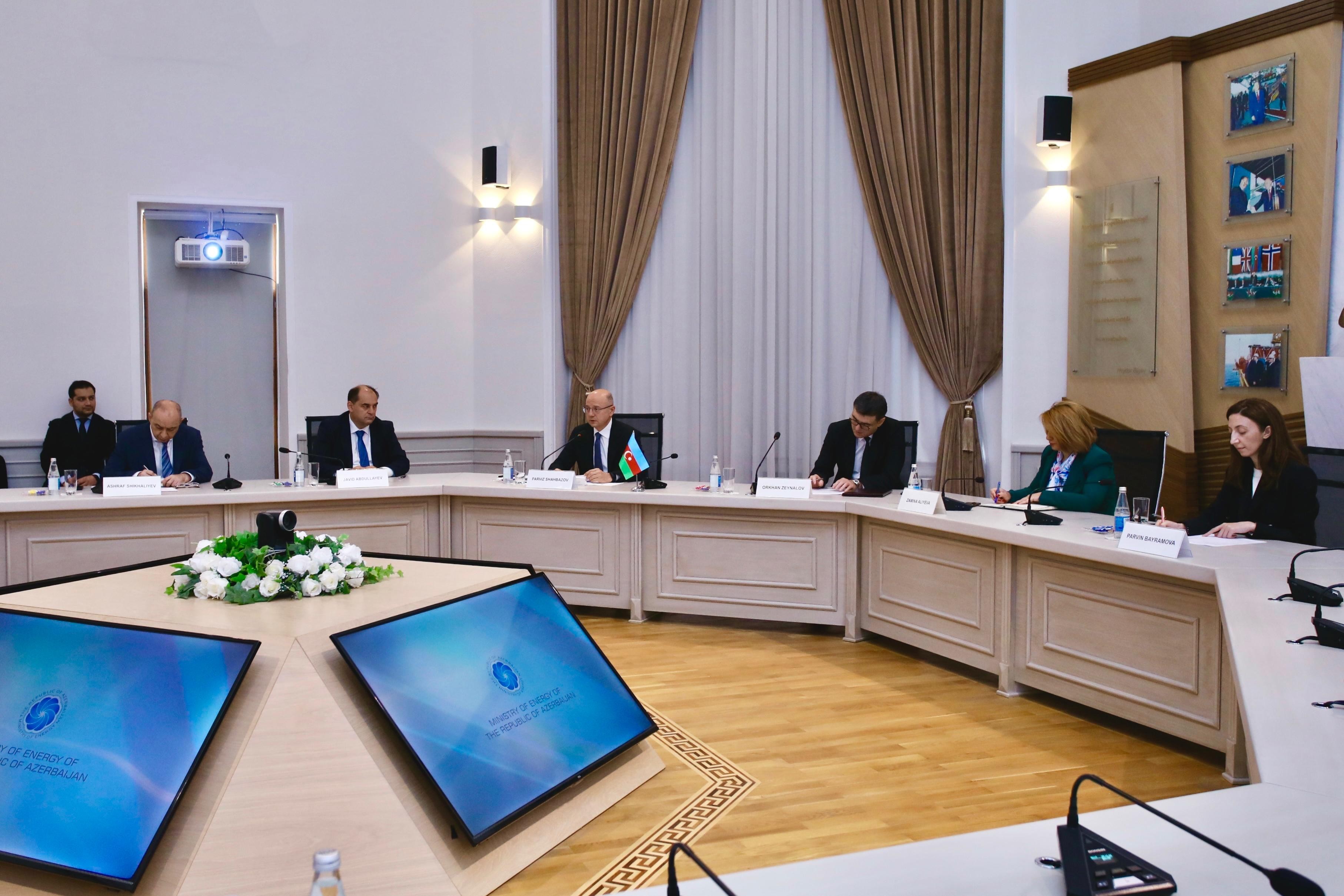 Bakıda Vyetnama LNG tədarükü perspektivləri müzakirə edilib
