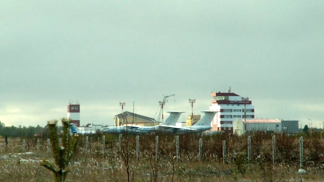 Rusiyanın Koqalım şəhərinin aeroportu ilk dəfə dron təhlükəsinə görə bağlanıb