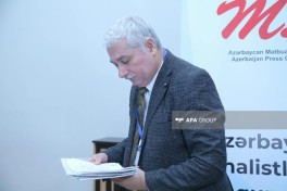 Azərbaycan jurnalistlərinin IX qurultayı keçirilir - FOTO 