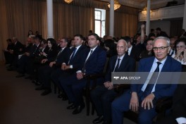 Azərbaycan jurnalistlərinin IX qurultayı keçirilir - FOTO 