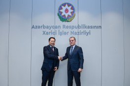 Ceyhun Bayramov AQEM-in Baş katibi ilə görüşüb