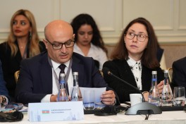“Aktiv və sağlam uzunömürlülük: dövlət siyasəti və sosial innovasiyalar” mövzusunda dəyirmi masa keçirilib