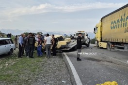 İsmayıllıda yol qəzasında bir nəfər ölüb, iki nəfər xəsarət alıb - FOTO 