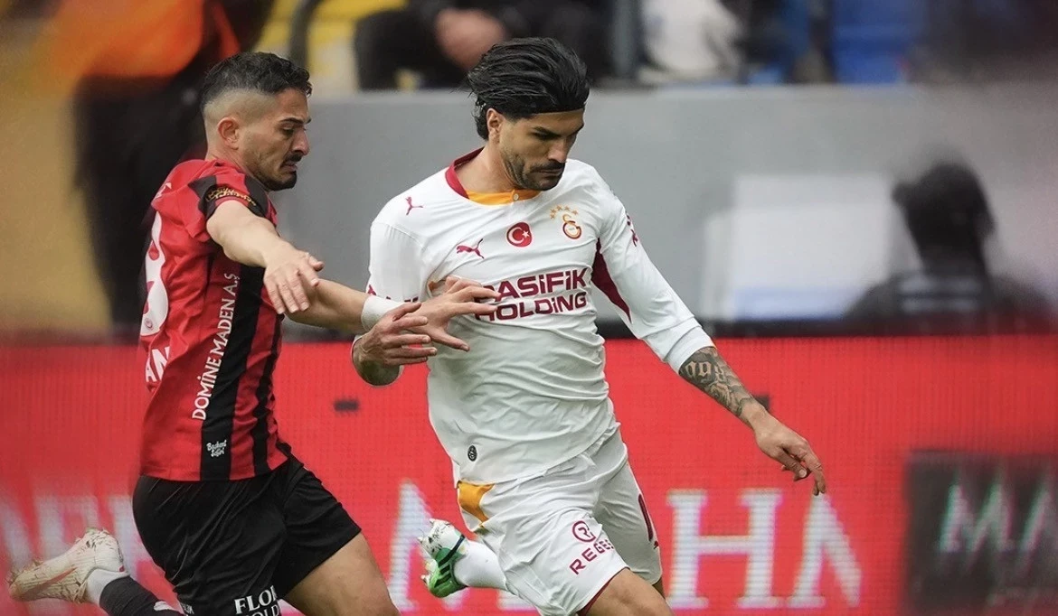 Türkiyə Super Liqası: “Qalatasaray” səfərdə qələbə qazanıb