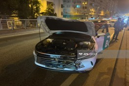 Bakıda 4 avtomobilin iştirakı ilə zəncirvari qəza baş verib, xəsarət alanlar var - FOTO  - YENİLƏNİB 