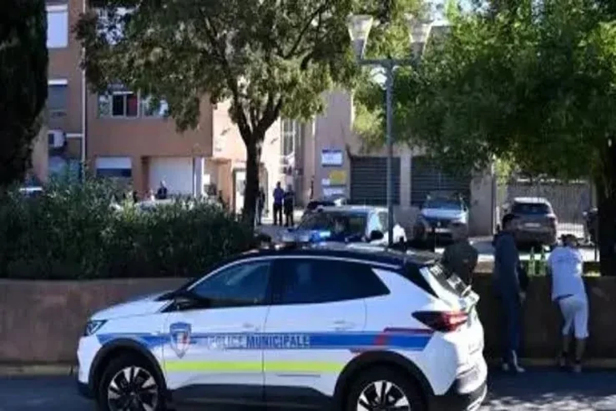 В Румынии совершено нападение с ножом в школе, есть пострадавшие