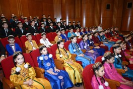 Leyla Əliyeva Türkmənistan Dövlət Simfonik Orkestrinin konsertini izləyib - FOTO 