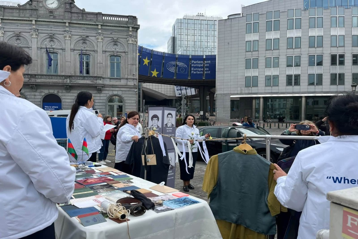Families of missing Azerbaijanis held protest in front of the European Parliament-<span class="red_color">PHOTO