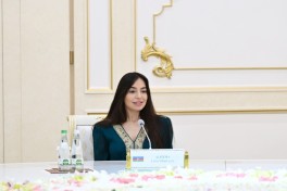 Aşqabadda Leyla Əliyevanın, Oğulcahan Atabayevanın və Saida Mirziyoyevanın üçtərəfli görüşü olub