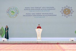 Aşqabadda MAMA “Ana təbiət” beynəlxalq incəsənət sərgisi açılıb - FOTO 