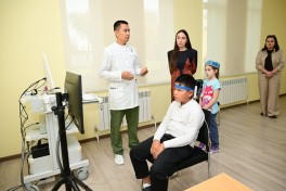 Leyla Əliyeva Səmərqənddə xüsusi qayğıya ehtiyacı olan uşaqlar üçün yaradılan mərkəzlərin fəaliyyəti ilə tanış olub - FOTO 