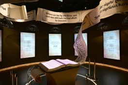 Leyla Əliyeva Səmərqənddə “Uşağın gözü ilə dünya” sərgisi və İmam əl-Buxari memorial kompleksi ilə tanış olub