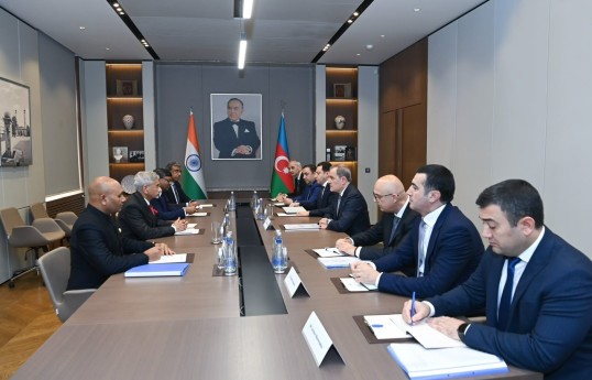 Azərbaycan və Hindistan XİN rəhbərlərinin geniş tərkibdə görüşü keçirilib - YENİLƏNİB-1 