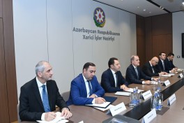 Azərbaycan və Hindistan XİN rəhbərlərinin geniş tərkibdə görüşü keçirilib - YENİLƏNİB-1 