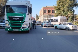 Gəncədə 3 avtomobil və təcili yardım maşını toqquşub, 4 nəfər xəsarət alıb - FOTO  - YENİLƏNİB 
