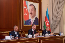 "İri Şəhərlərin Su Təchizatı"nın yeni icraçı direktoru kollektivə təqdim edilib