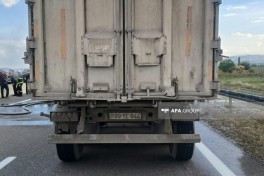 Bakı-Qazax yolunda TIR yanıb - FOTO 