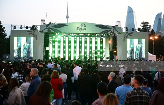 Zeytun Festivalında estrada ulduzlarının konserti olub
