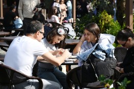 Bakı Bulvarında Zeytun Festivalı davam edir - FOTO 