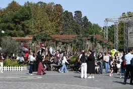 Bakı Bulvarında Zeytun Festivalı davam edir - FOTO 