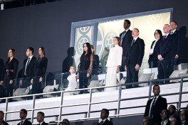 Prezident İlham Əliyev FIFA U-15 dünya çempionatının və festivalının açılış mərasimini izləyib - YENİLƏNİB 