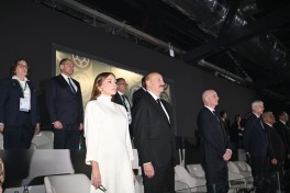 Prezident İlham Əliyev FIFA U-15 dünya çempionatının və festivalının açılış mərasimini izləyib - YENİLƏNİB 