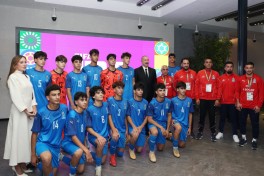 Prezident İlham Əliyev FIFA U-15 dünya çempionatının və festivalının açılış mərasimini izləyib - YENİLƏNİB 
