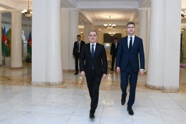 Ceyhun Bayramovun Niderland xarici işlər naziri ilə təkbətək görüşü başlayıb - YENİLƏNİB 