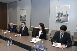 Ceyhun Bayramov ICESCO-nun baş direktoru ilə görüşüb
