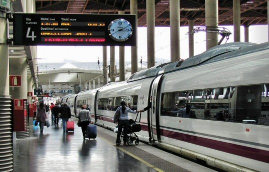 İspaniyada Madrid–Əndəlüs marşrutu üzrə qatar biletlərinin satışı dayandırılıb