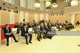 “Mədəniyyətlərarası dialoq, təhsil və rəqəmsal transformasiya” mövzusunda sessiya keçirilib