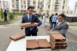 Ağdam və Xocavəndə daha 78 ailə köçürülüb, açarlar təqdim olunub - FOTO  - YENİLƏNİB 