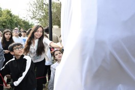 ADA Məktəbində xeyriyyə məqsədli ənənəvi Payız festivalı – “Məhsul bayramı” təşkil edilib