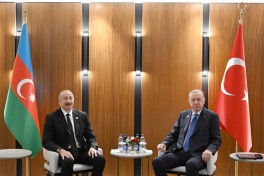 Prezident İlham Əliyevin Bişkekdə Rəcəb Tayyib Ərdoğanla görüşü olub - YENİLƏNİB 