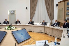 Azərbaycanla Çin arasında enerji sahəsində əməkdaşlığın genişləndirilməsi müzakirə olunub