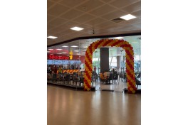 Azərbaycanın milli fast-food brendi bir ayda 3 filial açıb - 31 filialla xidmət göstərir - FOTO 