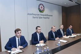 Ceyhun Bayramov ATƏT PA prezidenti ilə Azərbaycan-Ermənistan sülh gündəliyini müzakirə edib