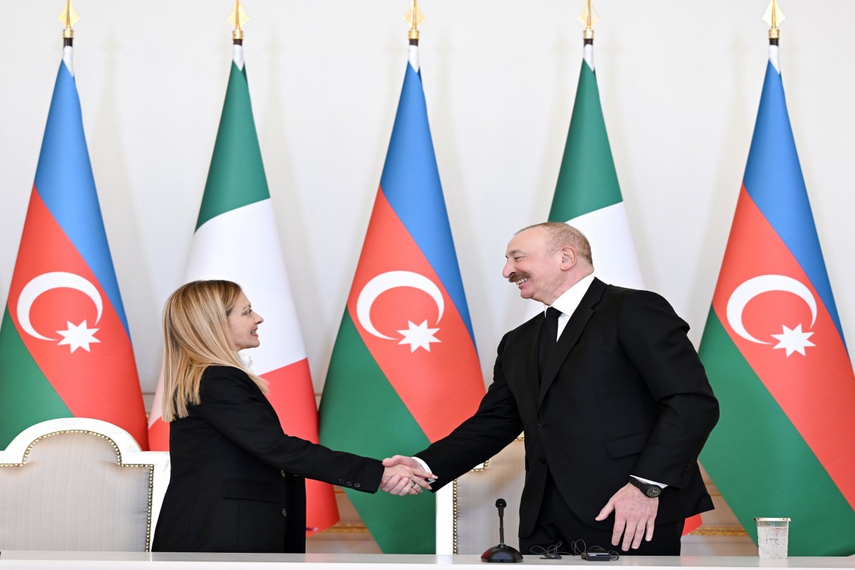 Prezident İlham Əliyev Corciya Melonini təbrik edib