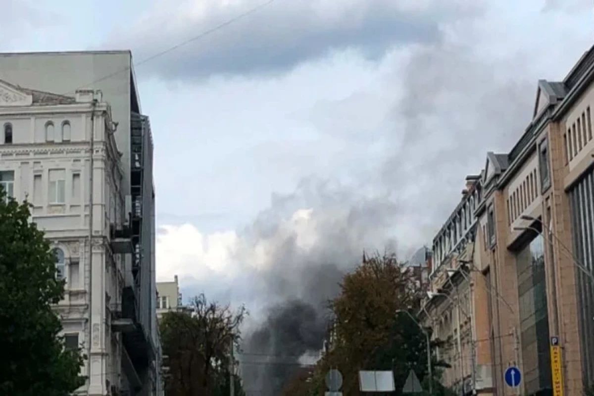 Zelenskyy orders response after Russian drone strikes SBU headquarters in Kyiv - <span class="red_color">PHOTO - <span class="red_color">UPDATED