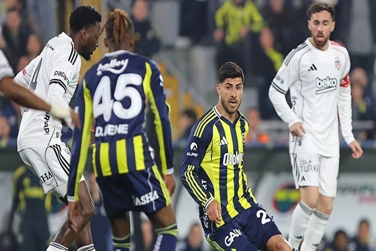 Türkiyə Super Liqası:  "Fənərbaxça" öz meydanında "Beşiktaş"a məğlub olub