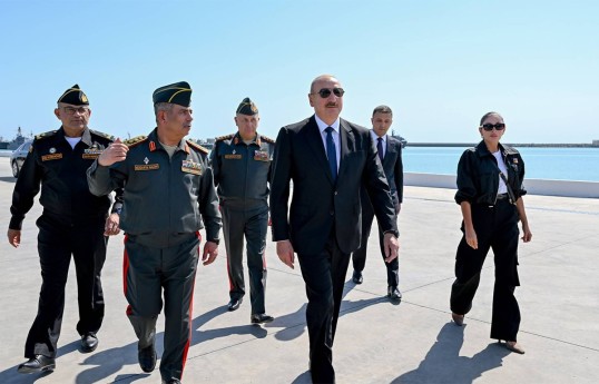 Prezident İlham Əliyev Hərbi Dəniz Qüvvələrində olub - FOTO 