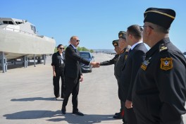 Prezident İlham Əliyev Hərbi Dəniz Qüvvələrində olub - FOTO 