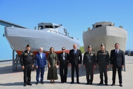 Prezident İlham Əliyev Hərbi Dəniz Qüvvələrində olub - FOTO 